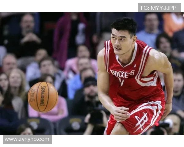 姚明补衣的故事：从篮球巨星到传统手艺的传承与创新