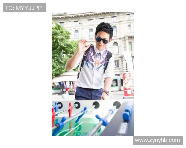 街头风采足球明星的时尚街拍瞬间展现独特魅力与个性风格